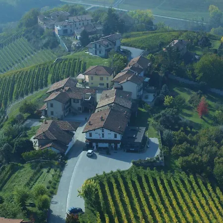 La Rosa Dei Vini Daire Serralunga d'Alba