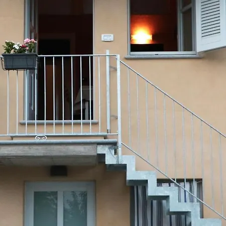 La Rosa Dei Vini * Serralunga d'Alba